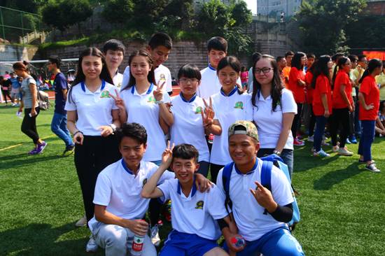 参赛选手合影留念